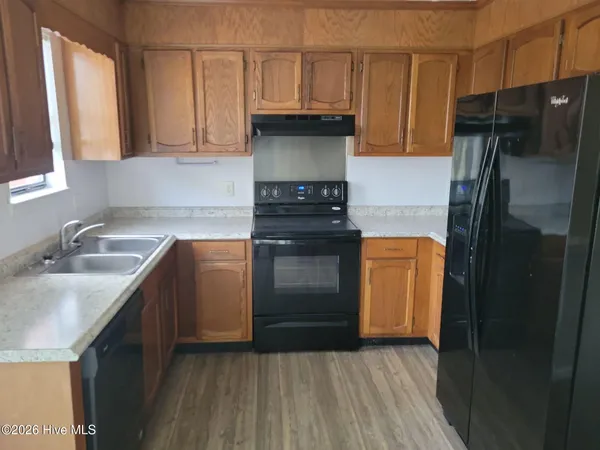 $1,200 | 19 Upton Ct Drive, Greenville, NC 27858