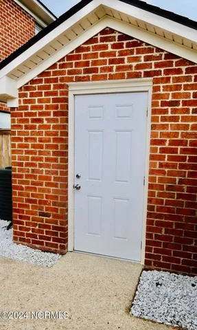 $1,200 | 19 Upton Ct Drive, Greenville, NC 27858