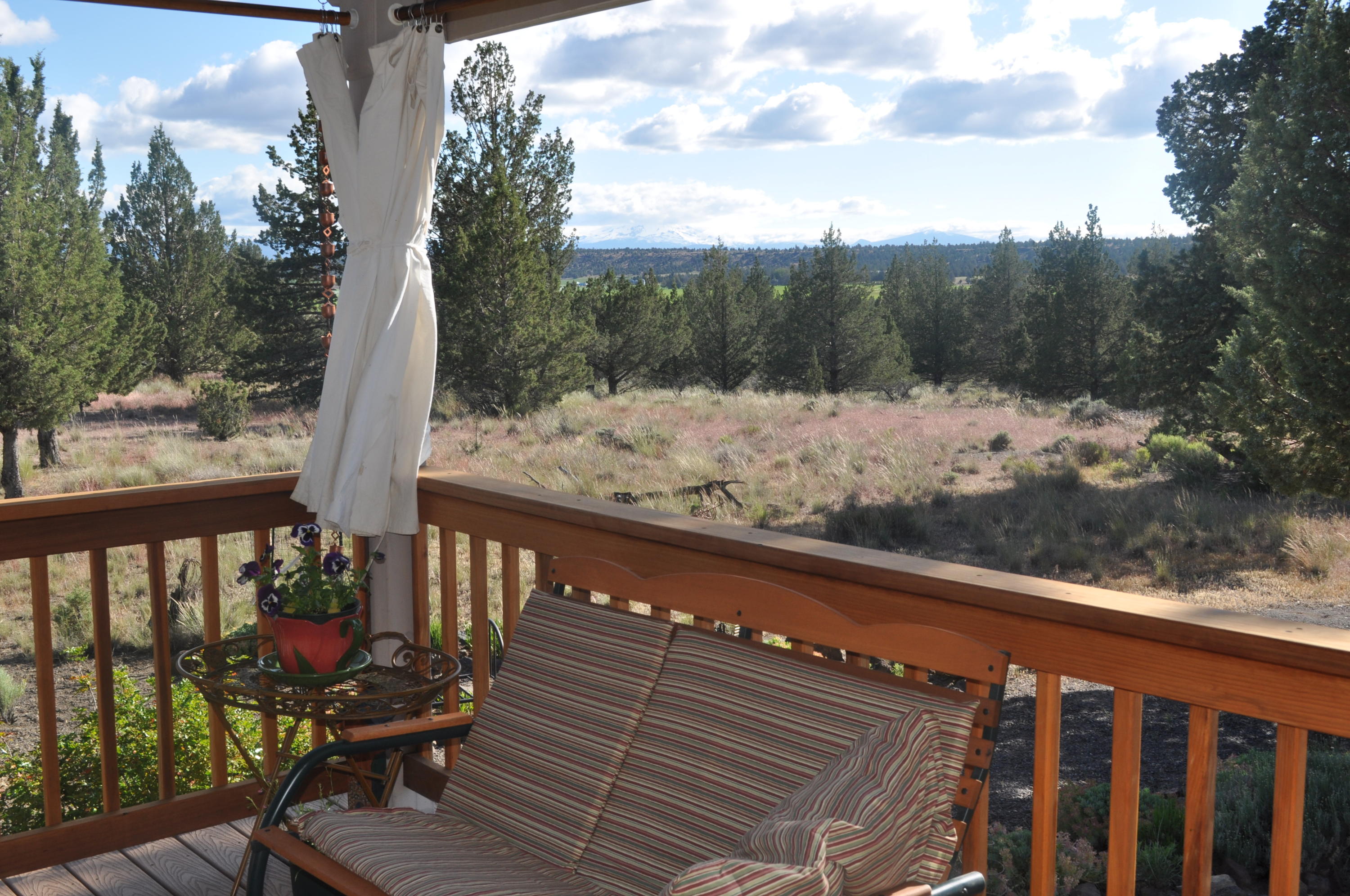 13898 Southwest Ridge Place Terrebonne, OR 97760 - Photo 23 of 38 Mt View