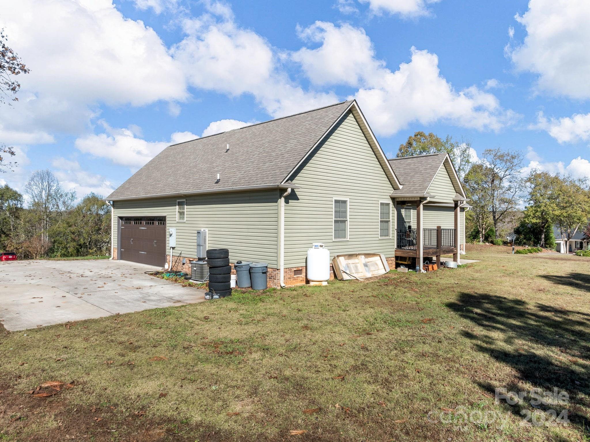118 Heartleaf Way Chesnee, SC 29323 - Photo 35 of 43 Gallery Image 35