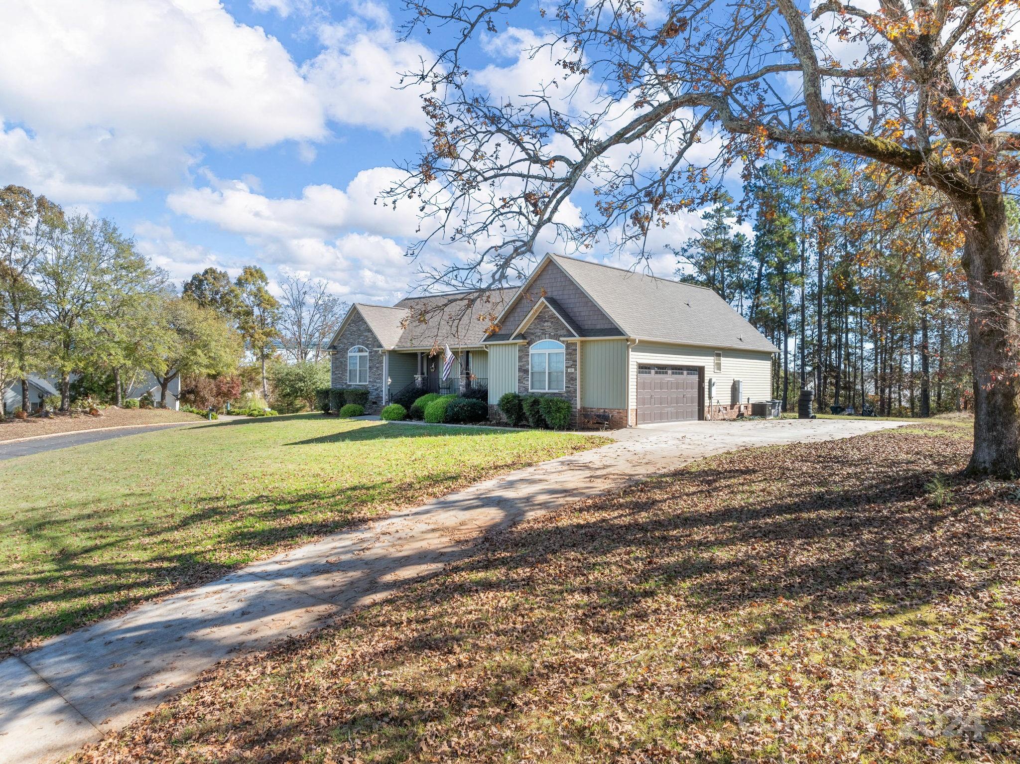 118 Heartleaf Way Chesnee, SC 29323 - Photo 5 of 43 Gallery Image 5
