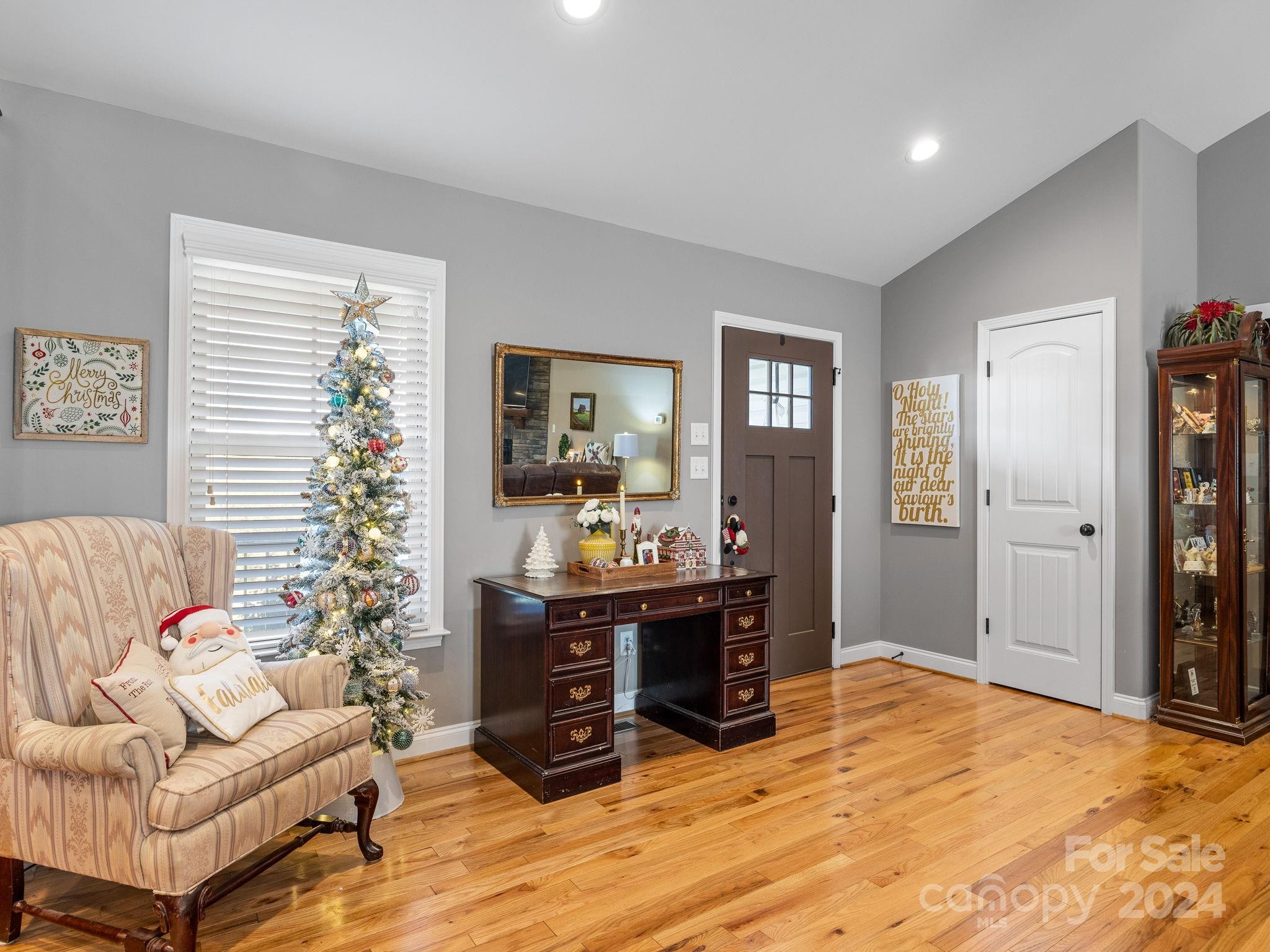 118 Heartleaf Way Chesnee, SC 29323 - Photo 8 of 43 Gallery Image 8