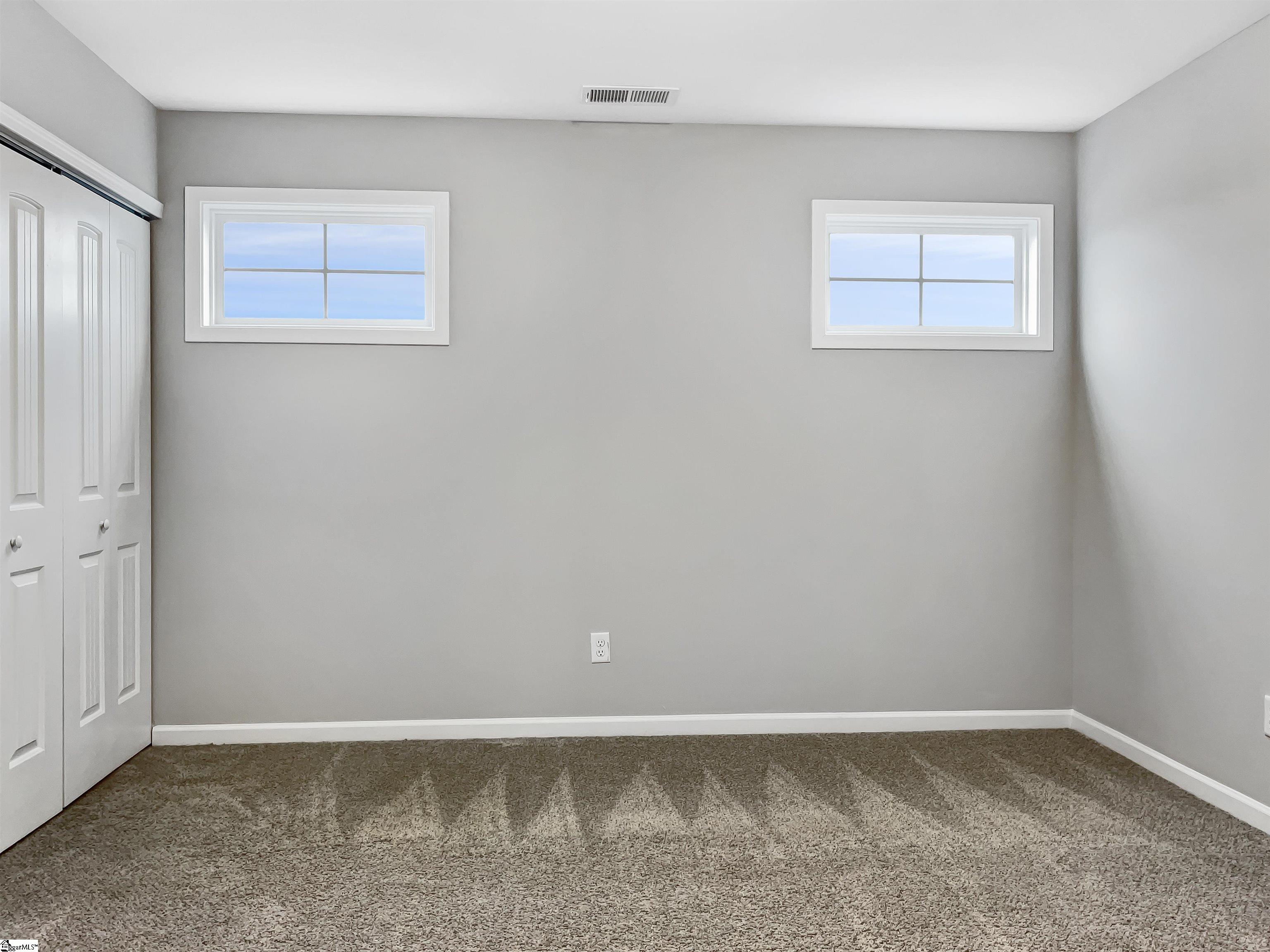 227 Icebow Road Fountain Inn, SC 29644 - Photo 5 of 24