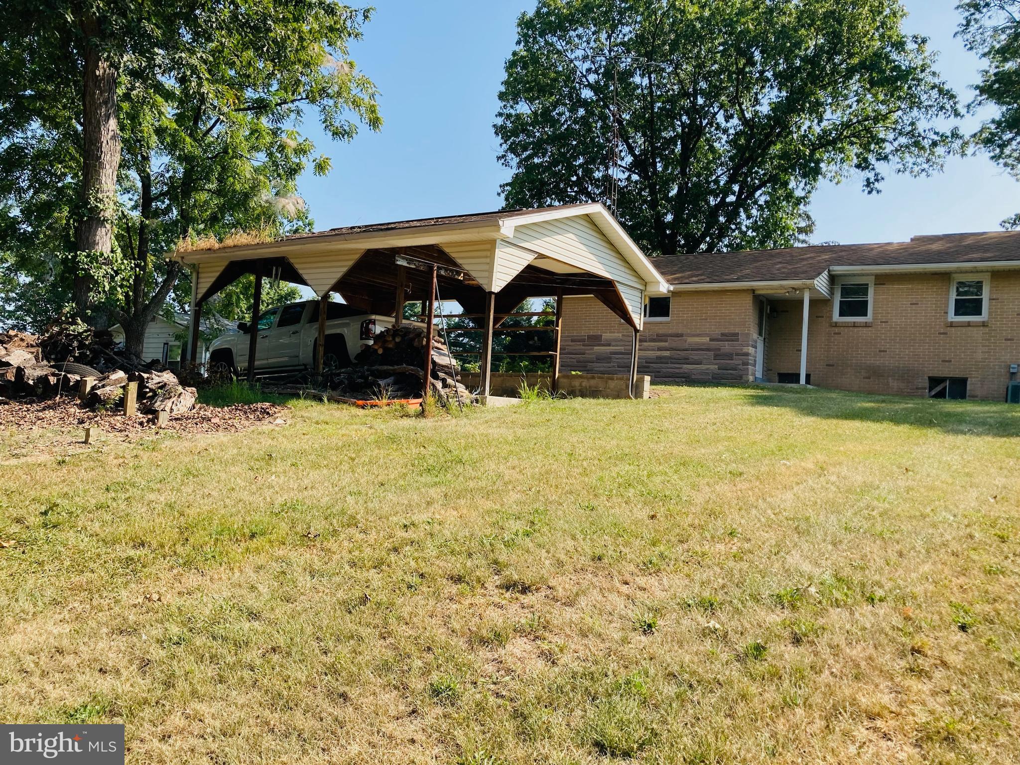 665 Strobridge Road Inwood, WV 25428 - Photo 5 of 23