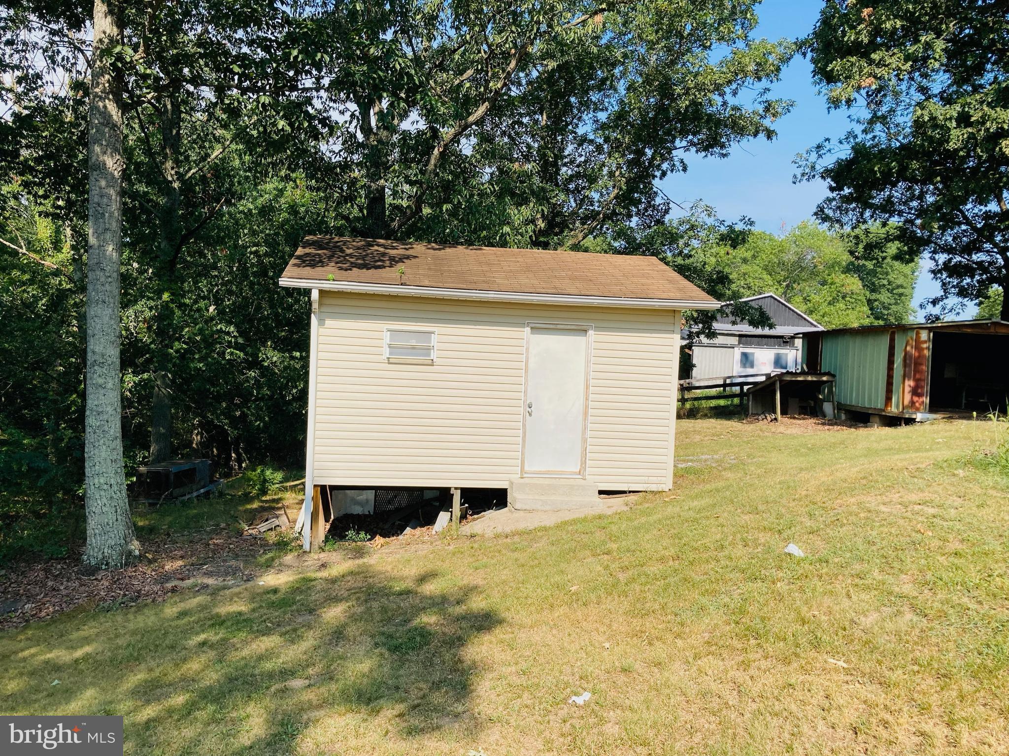 665 Strobridge Road Inwood, WV 25428 - Photo 6 of 23