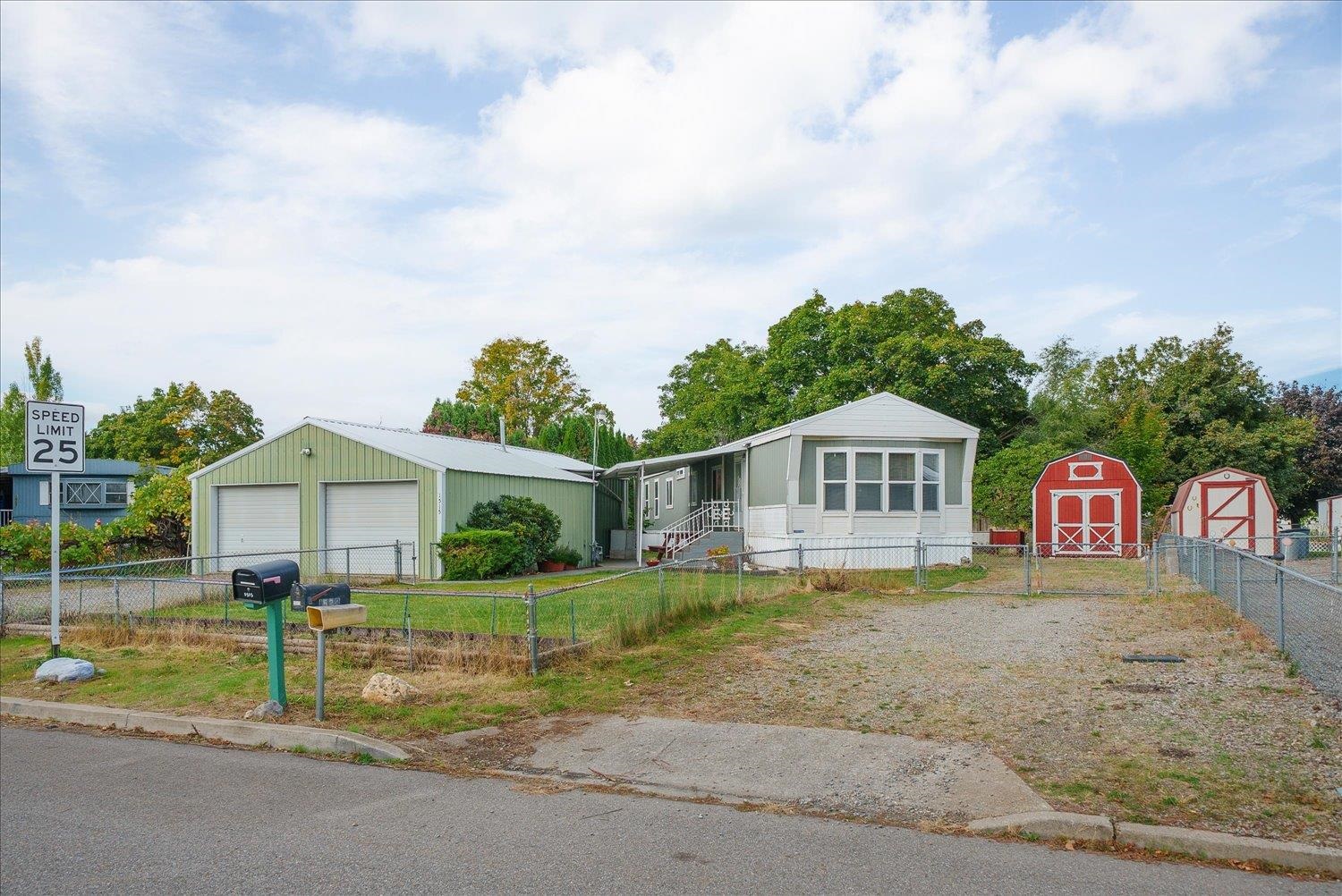 1515 North Hodges Road Spokane Valley, WA 99016 - Photo 3 of 47 Gallery Image 3