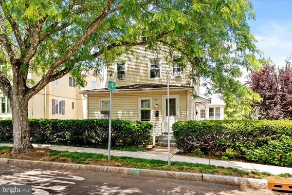 $3,600 | 106 Spruce Street, Unit 3, Princeton, NJ 08542
