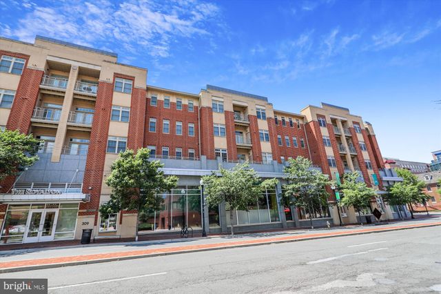 $388,000 | 309 Holland Lane, Unit 136, Alexandria, VA 22314