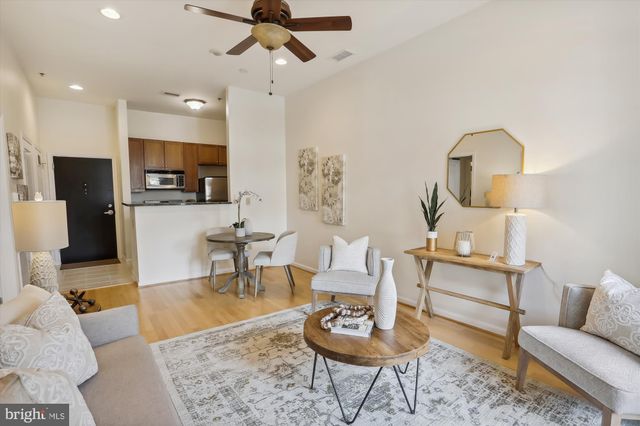 $388,000 | 309 Holland Lane, Unit 136, Alexandria, VA 22314