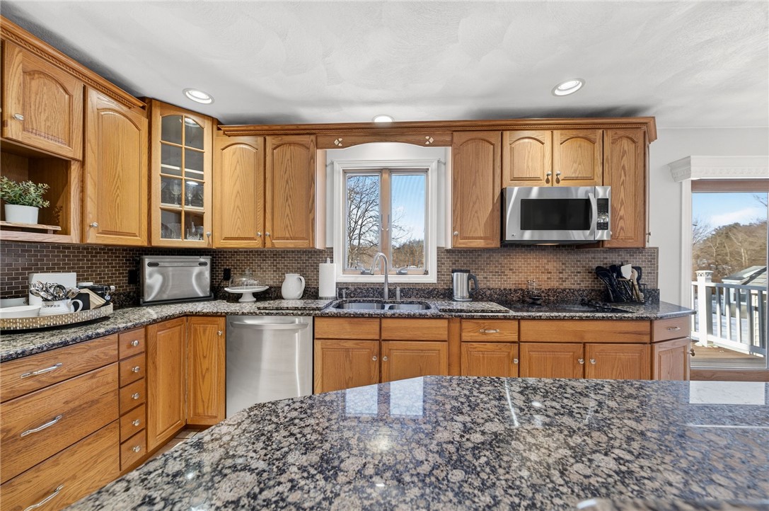 155 Sagamore Road Seekonk, MA 02771 - Photo 16 of 42 Gallery Image 16