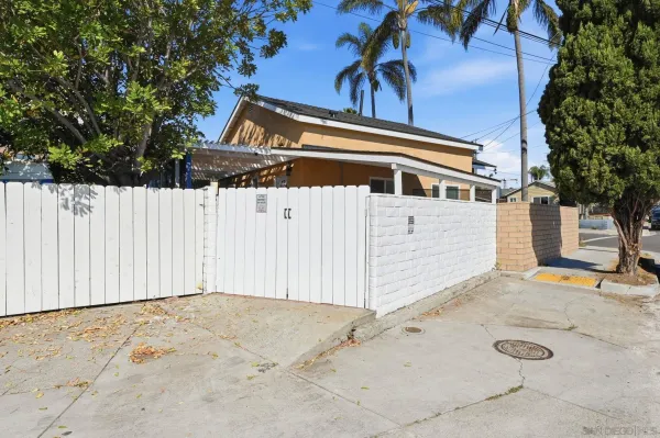$749,000 | 3219 Polk Avenue, San Diego, CA 92104