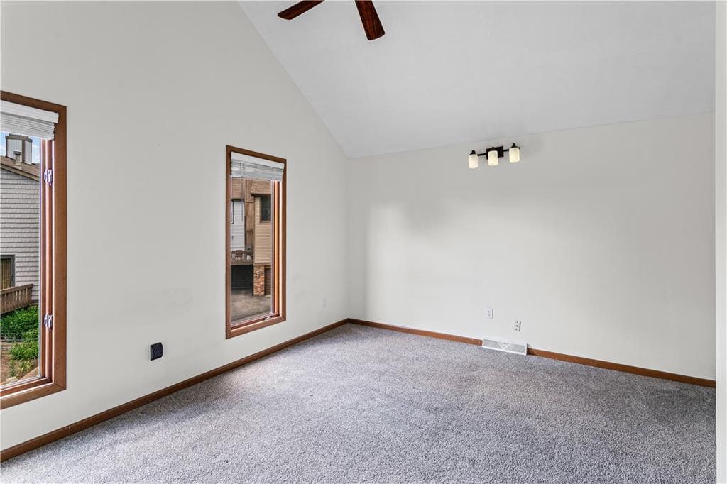 420 Spring Run Drive Monroeville, PA 15146 - Photo 23 of 43
