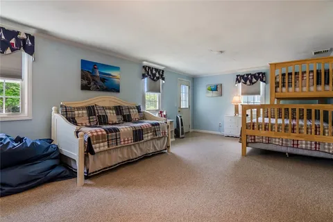 $1,050,000 | 39 Davisville Lane, Narragansett, RI 02882