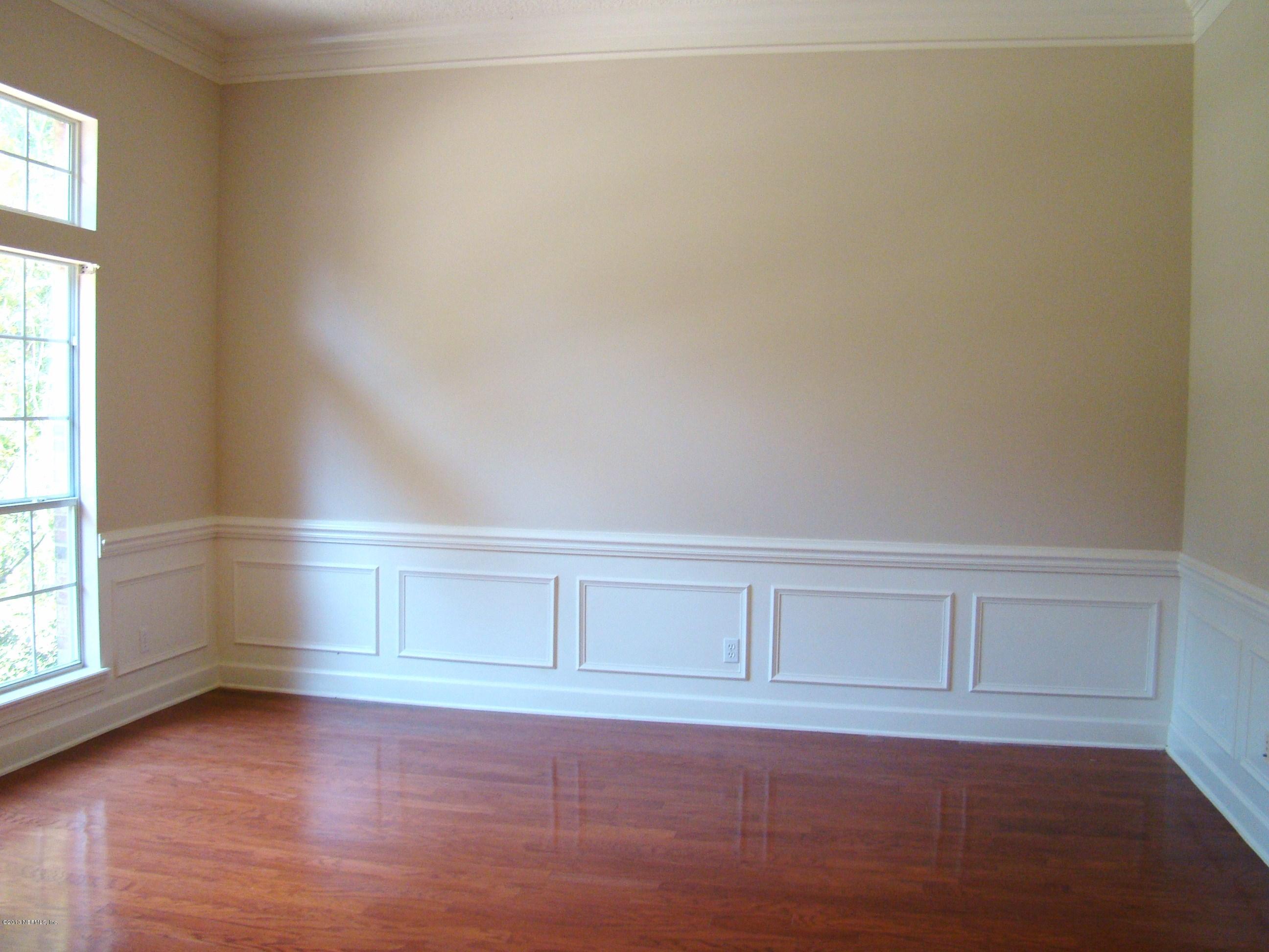 2870 Ravines Road Middleburg, FL 32068 - Photo 13 of 32 LIVING ROOM
