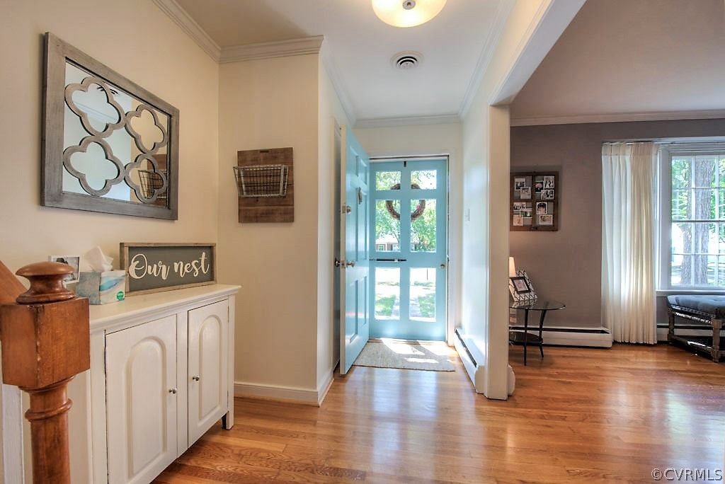 8814 Watlington Road Henrico, VA 23229 - Photo 4 of 35 Gallery Image 4
