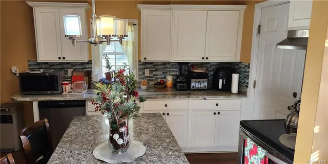 $379,999 | 59 Main Street, Walden, NY 12586