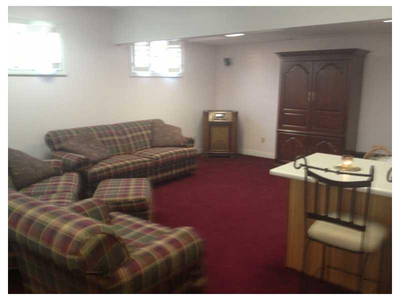 609 South Buckingham Road Yorktown, IN 47396 - Photo 16 of 24 Gallery Image 16
