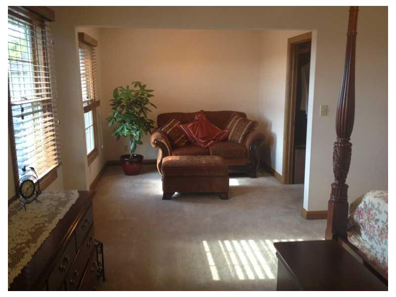 609 South Buckingham Road Yorktown, IN 47396 - Photo 10 of 24 Gallery Image 10