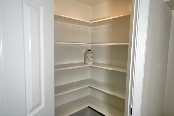 $2,295 | 11822 Hillbrook Drive, Houston, TX 77070
