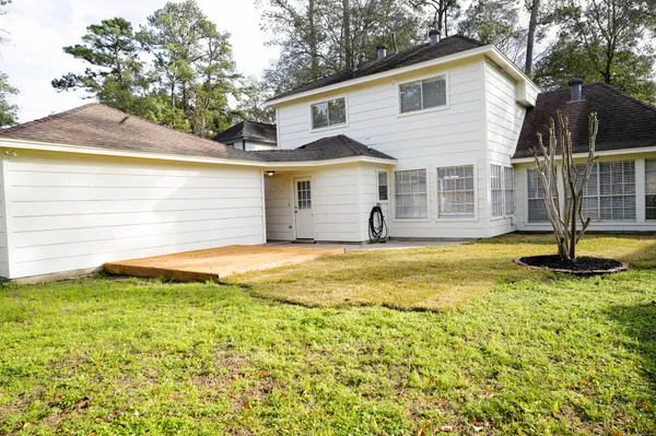 $2,295 | 11822 Hillbrook Drive, Houston, TX 77070