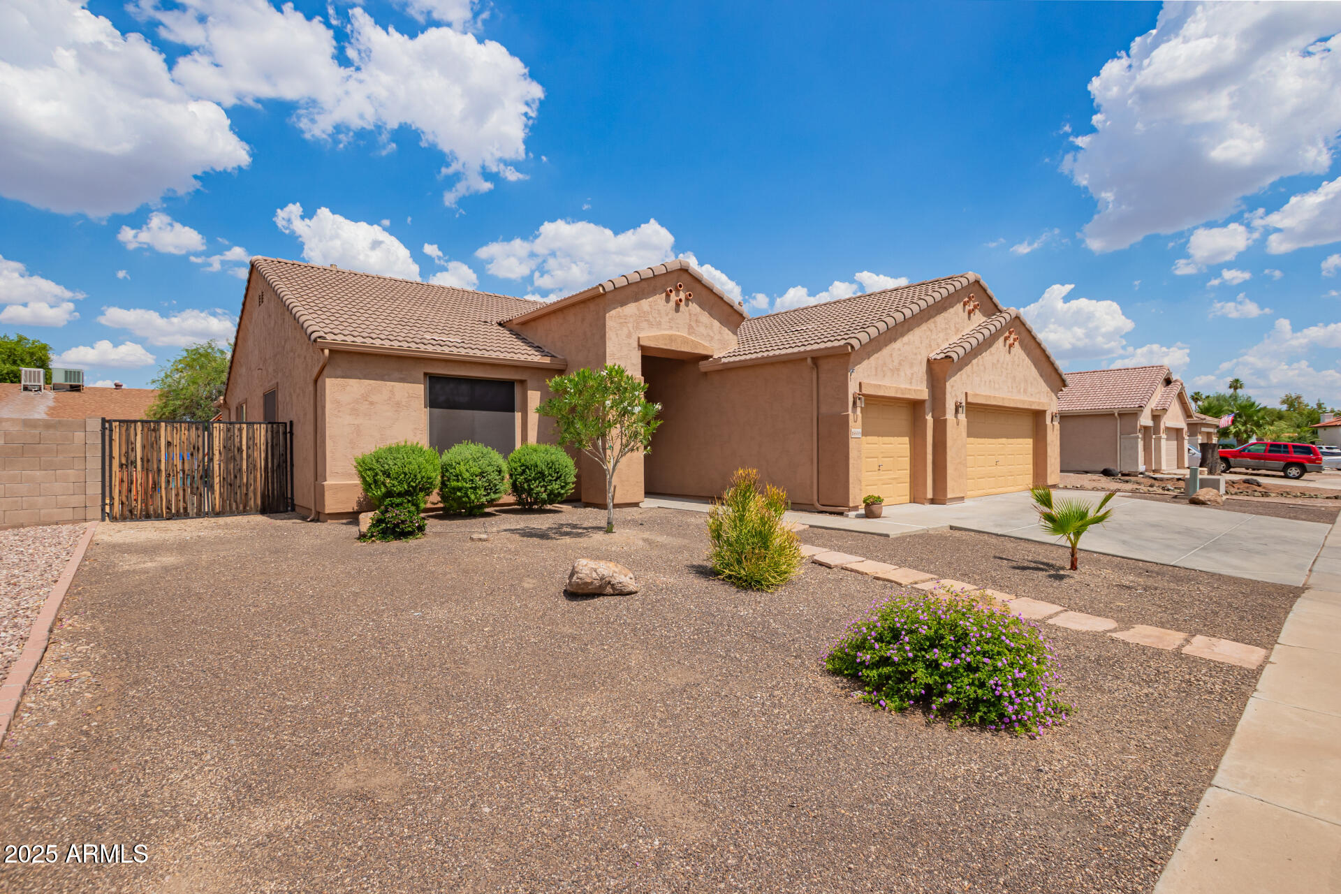 16609 North 40th Drive Phoenix, AZ 85053 - Photo 4 of 37 03 - 40th