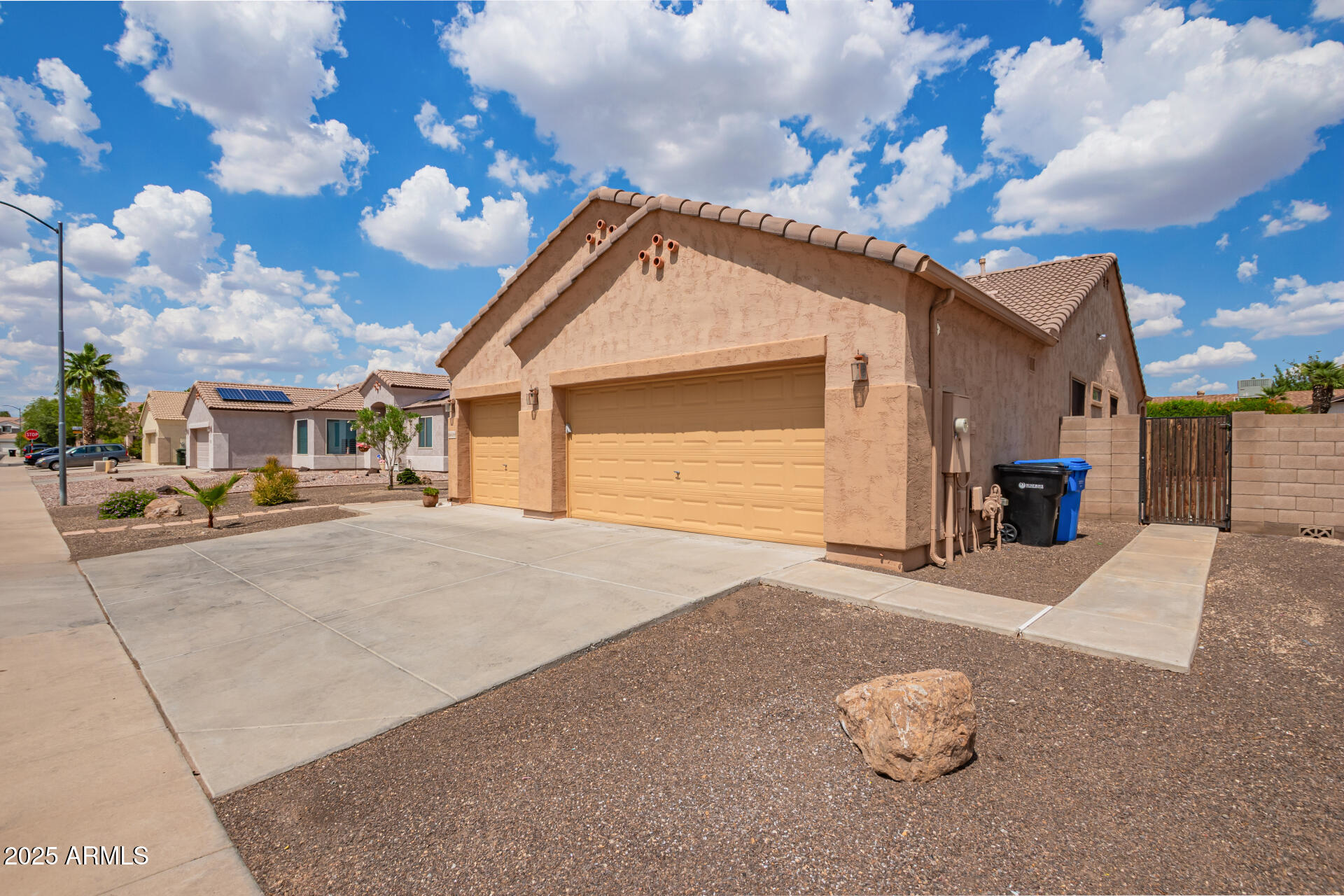 16609 North 40th Drive Phoenix, AZ 85053 - Photo 5 of 37 05 - 40th