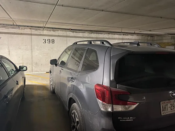 $1,950 | 4110 South Lake Drive, Unit 334, St. Francis, WI 53235