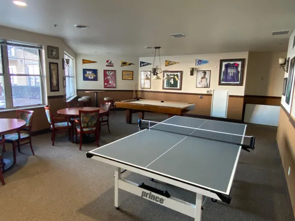 $1,950 | 4110 South Lake Drive, Unit 334, St. Francis, WI 53235