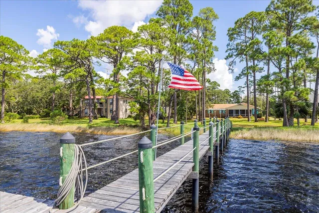 $529,900 | 2413 Surf Road, Panacea, FL 32346