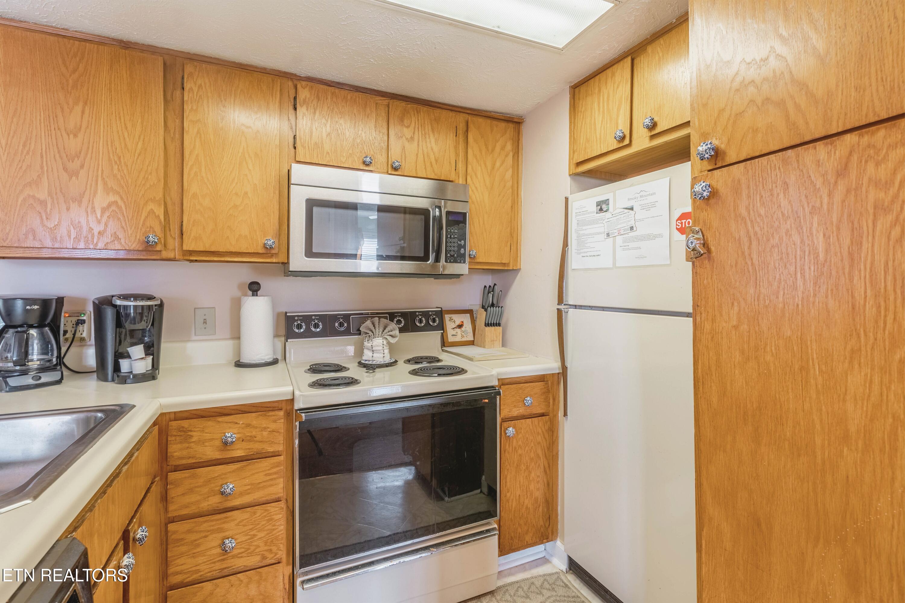 3710 Weber Road, Unit C203 Gatlinburg, TN 37738 - Photo 11 of 36 Kitchen Upclose C203