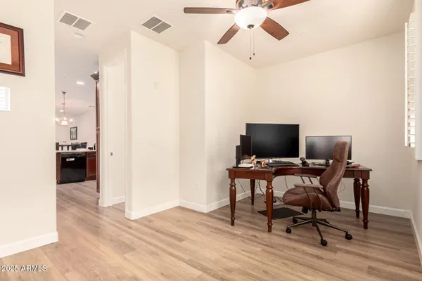 $575,000 | 2444 East Montecito Avenue, Phoenix, AZ 85016