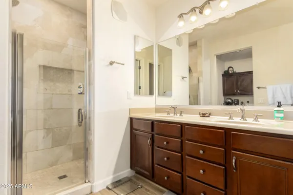 $575,000 | 2444 East Montecito Avenue, Phoenix, AZ 85016