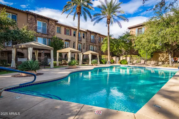 $575,000 | 2444 East Montecito Avenue, Phoenix, AZ 85016