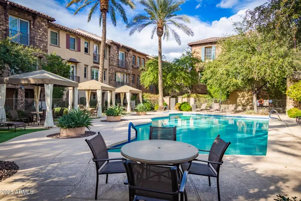 $575,000 | 2444 East Montecito Avenue, Phoenix, AZ 85016