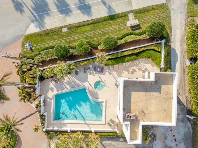 $2,399,950 | 19900 South Beach Road, Unit 601, Jupiter, FL 33469