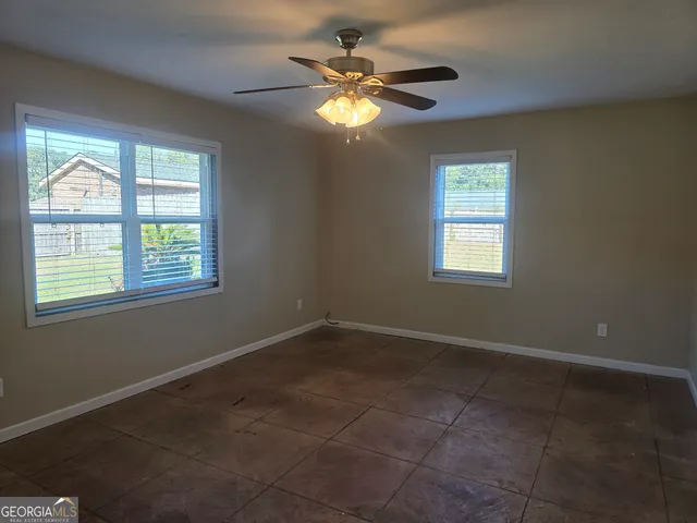 $1,900 | 310 West 5th Street, Rincon, GA 31326