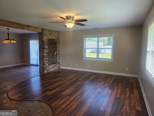 $1,900 | 310 West 5th Street, Rincon, GA 31326