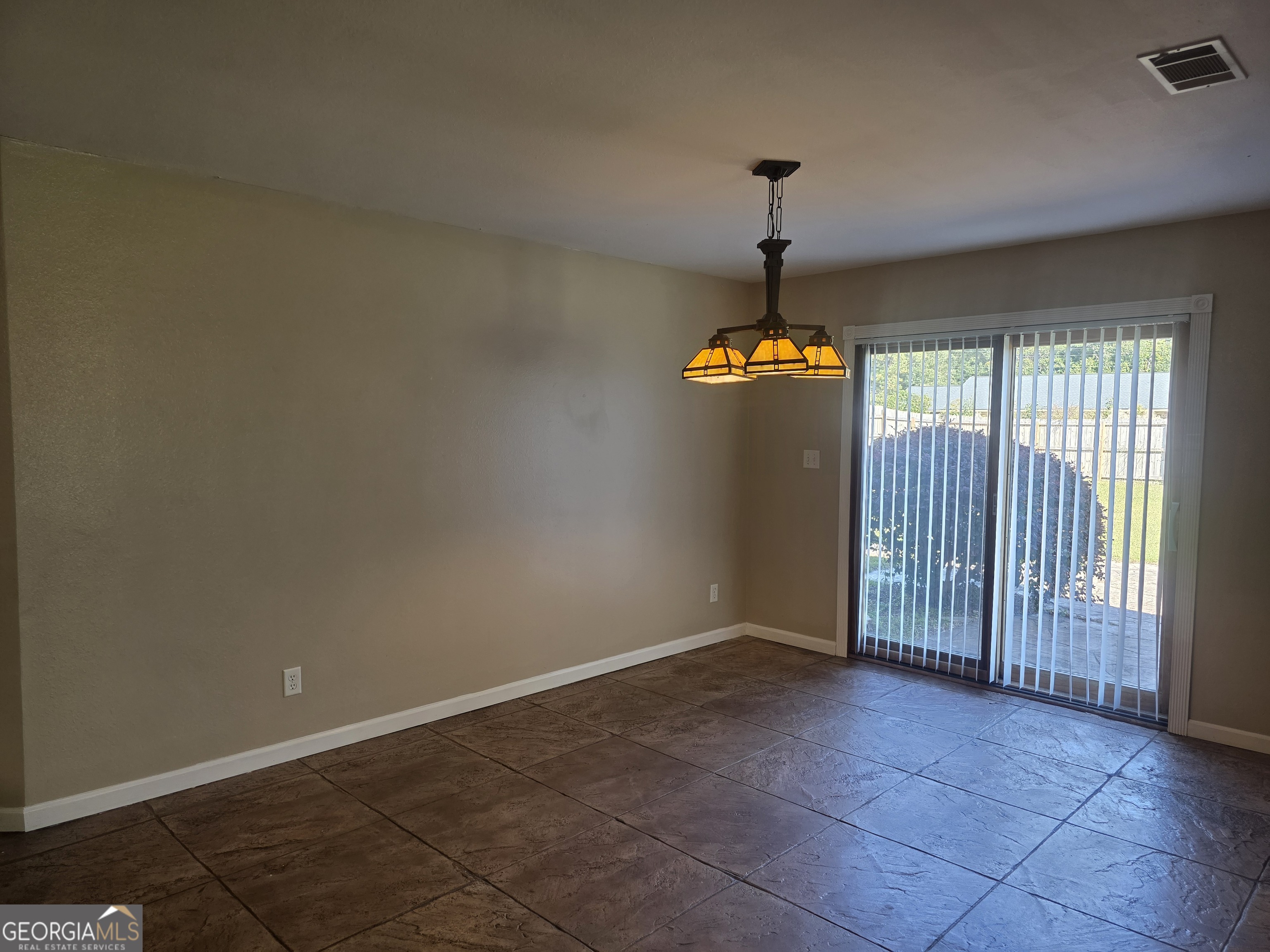 310 West 5th Street Rincon, GA 31326 - Photo 5 of 32