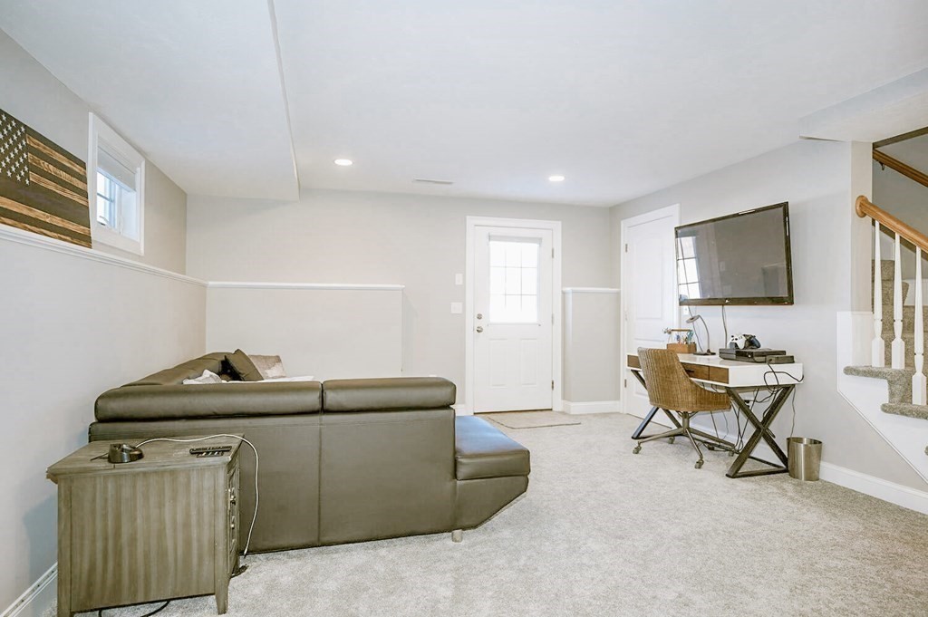 664 Boston Road Billerica, MA 01821 - Photo 31 of 42 Gallery Image 31