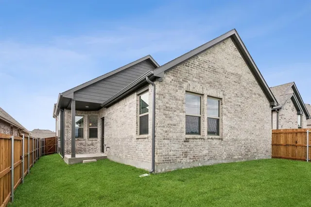 $324,000 | 1241 Newport Street, Sherman, TX 75090