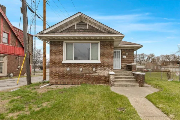 $1,875 | 456 Bridge Street, Gary, IN 46404