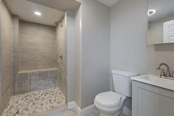 $1,875 | 456 Bridge Street, Gary, IN 46404