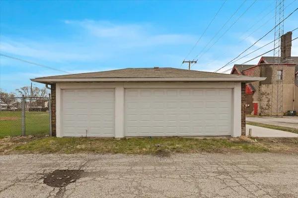 $1,875 | 456 Bridge Street, Gary, IN 46404