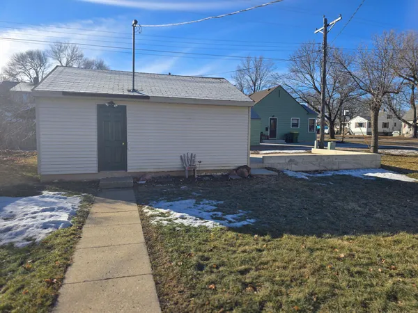 $139,900 | 320 2nd Street Southwest, Pipestone, MN 56164