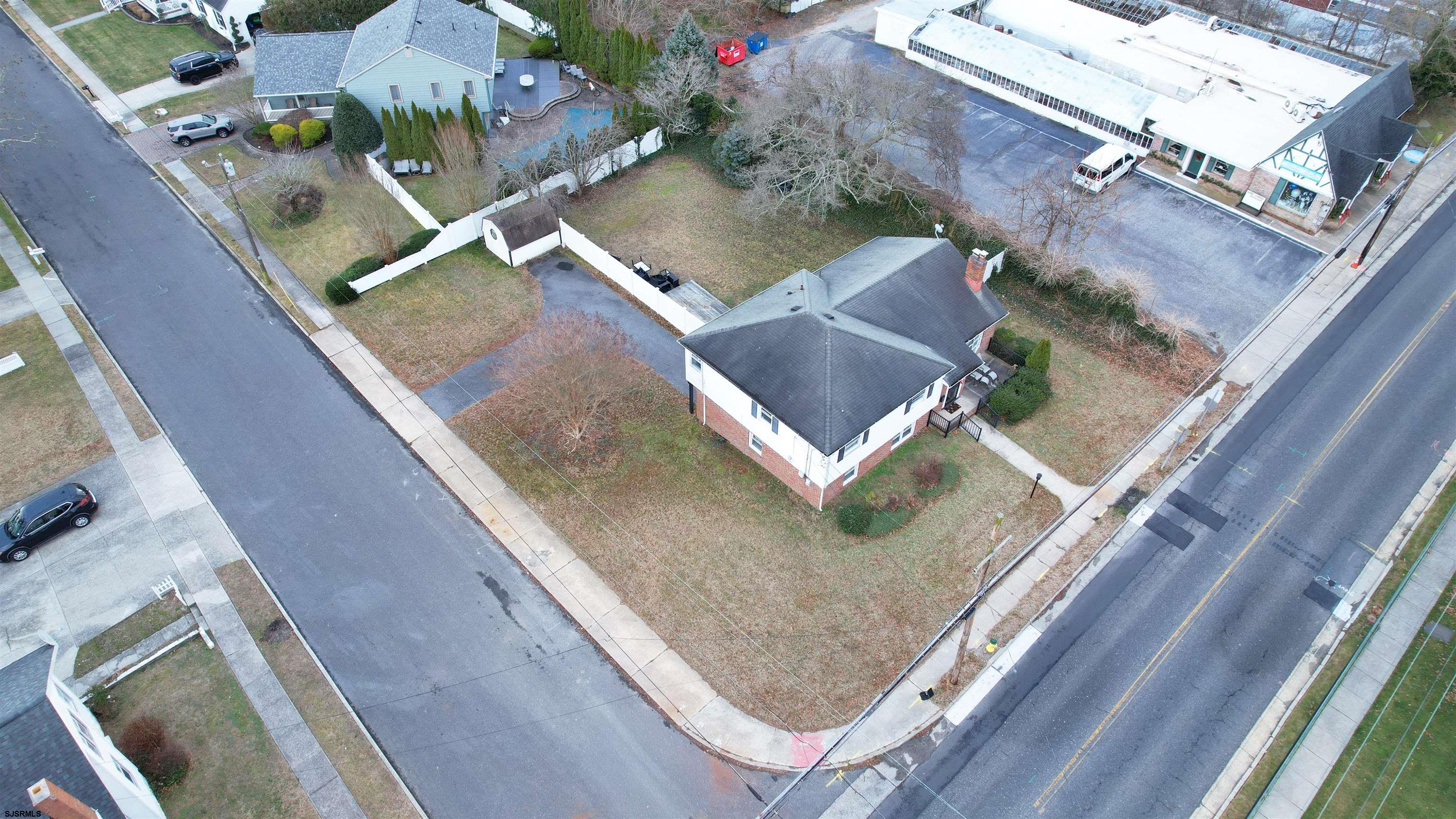 2300 Shore Road Linwood, NJ 08221 - Photo 3 of 50 a view of living room