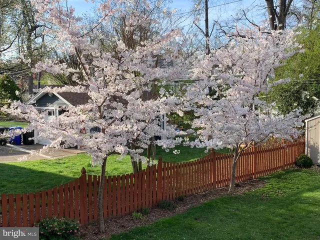 $1,150,000 | 727 26th Street South, Arlington, VA 22202