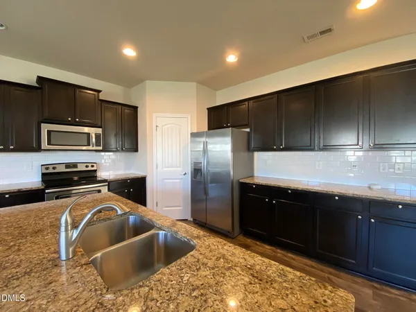 $2,250 | 2533 Tummel Lane, Fuquay-Varina, NC 27526