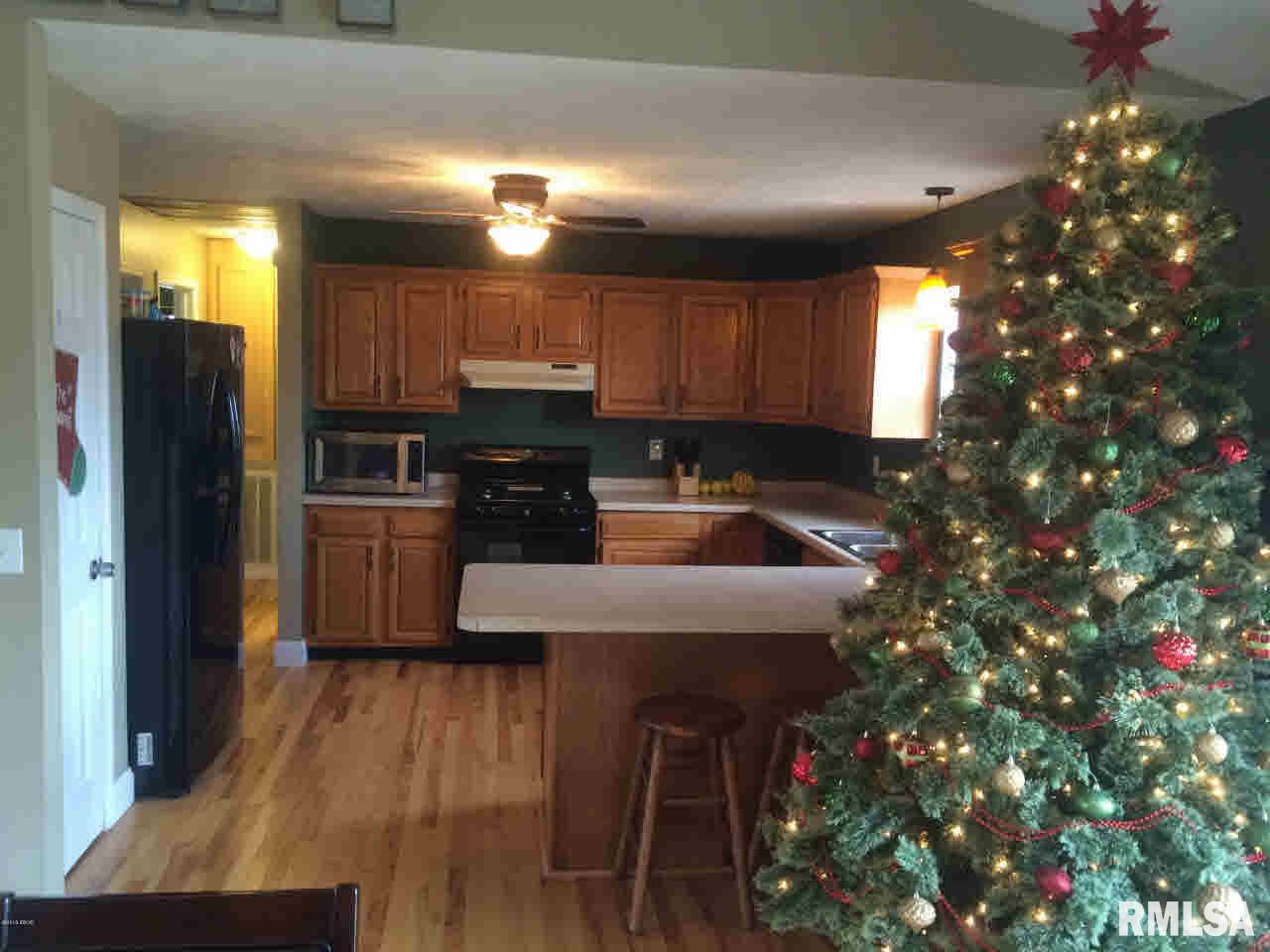 5526 Bluebird Road Benton, IL 62812 - Photo 11 of 42 Gallery Image 11