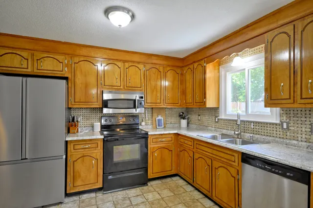 $1,700 | 1408 Marla Court, Clarksville, TN 37042