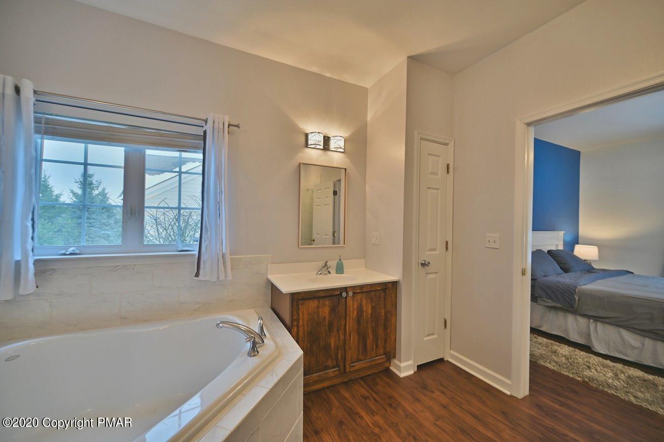 135 Skytop Road Long Pond, PA 18334 - Photo 15 of 26 Master Bath